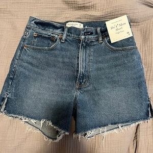 Abercrombie & Fitch Mom Shorts